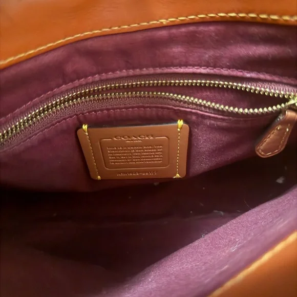 Coach Tan Leather Detail - Picture 7 of 8